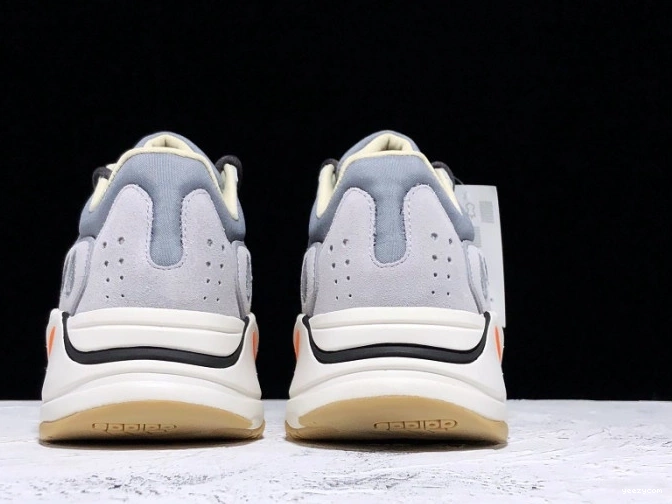 FV9922 700 Boost 'Magnet' v2 Adidas Yeezy 0811